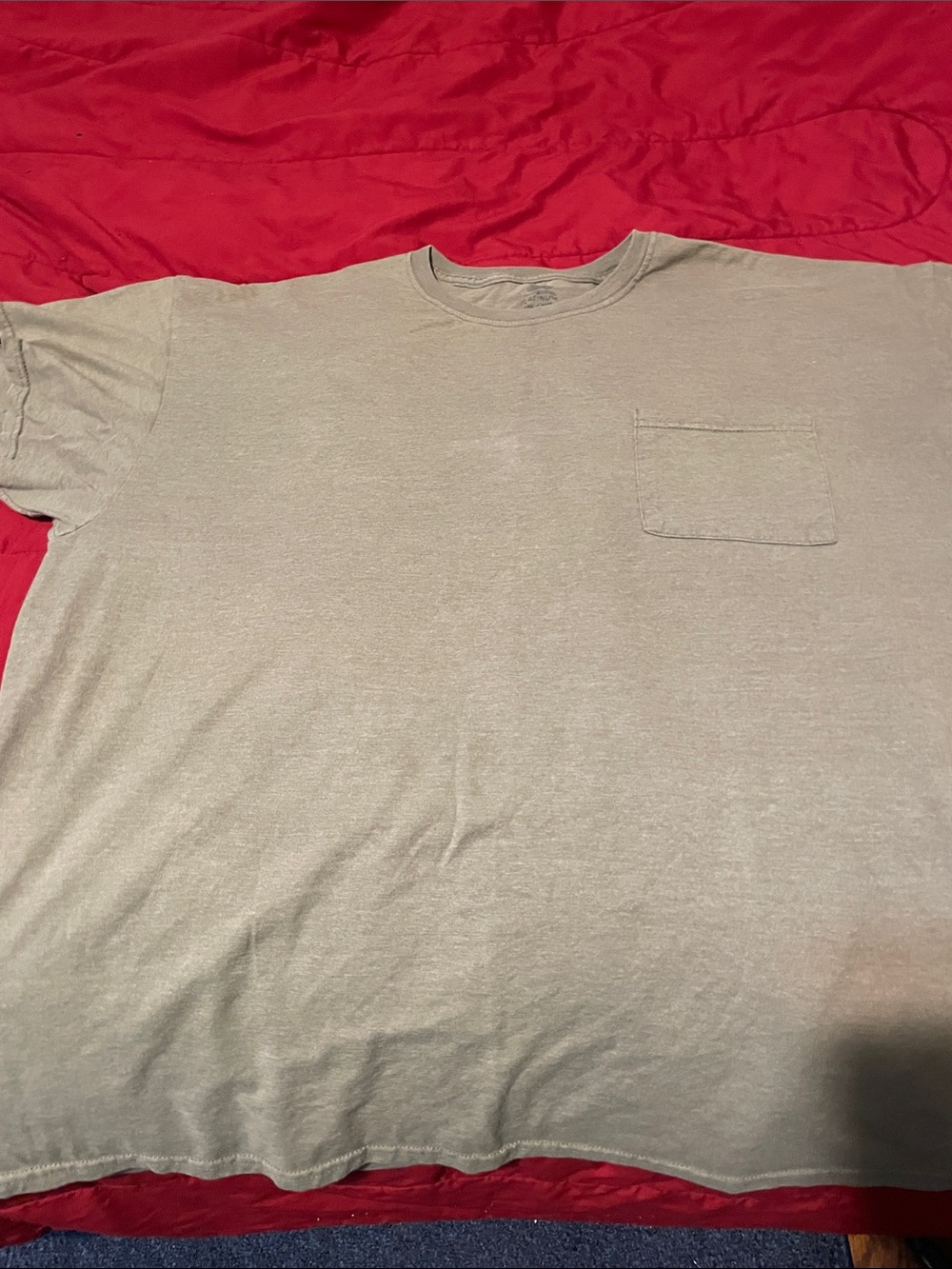 Fruit of the Loom Olive Green Short Sleeve Pocket Tee